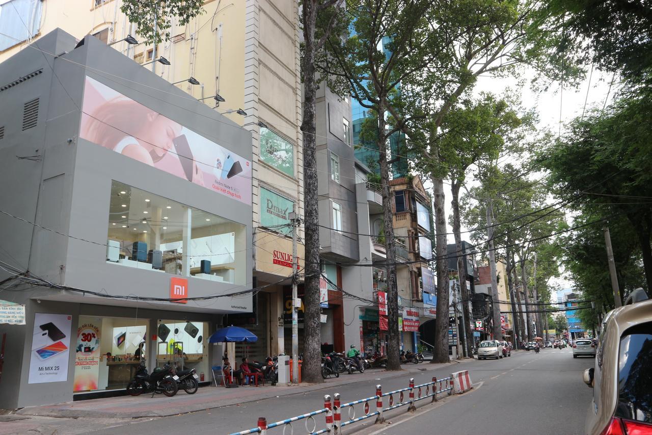 Long Hostel Ho Chi Minh City Exterior photo