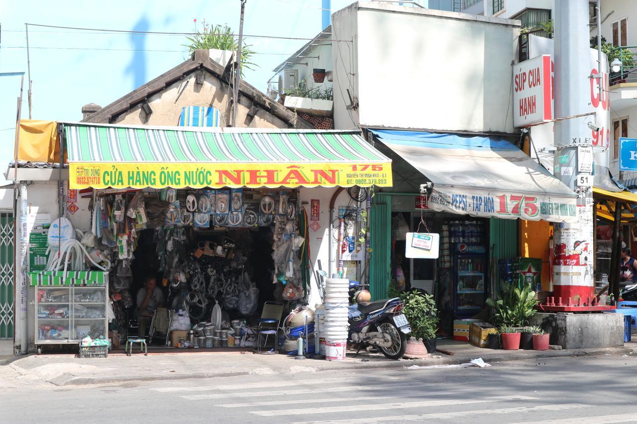 Long Hostel Ho Chi Minh City Exterior photo