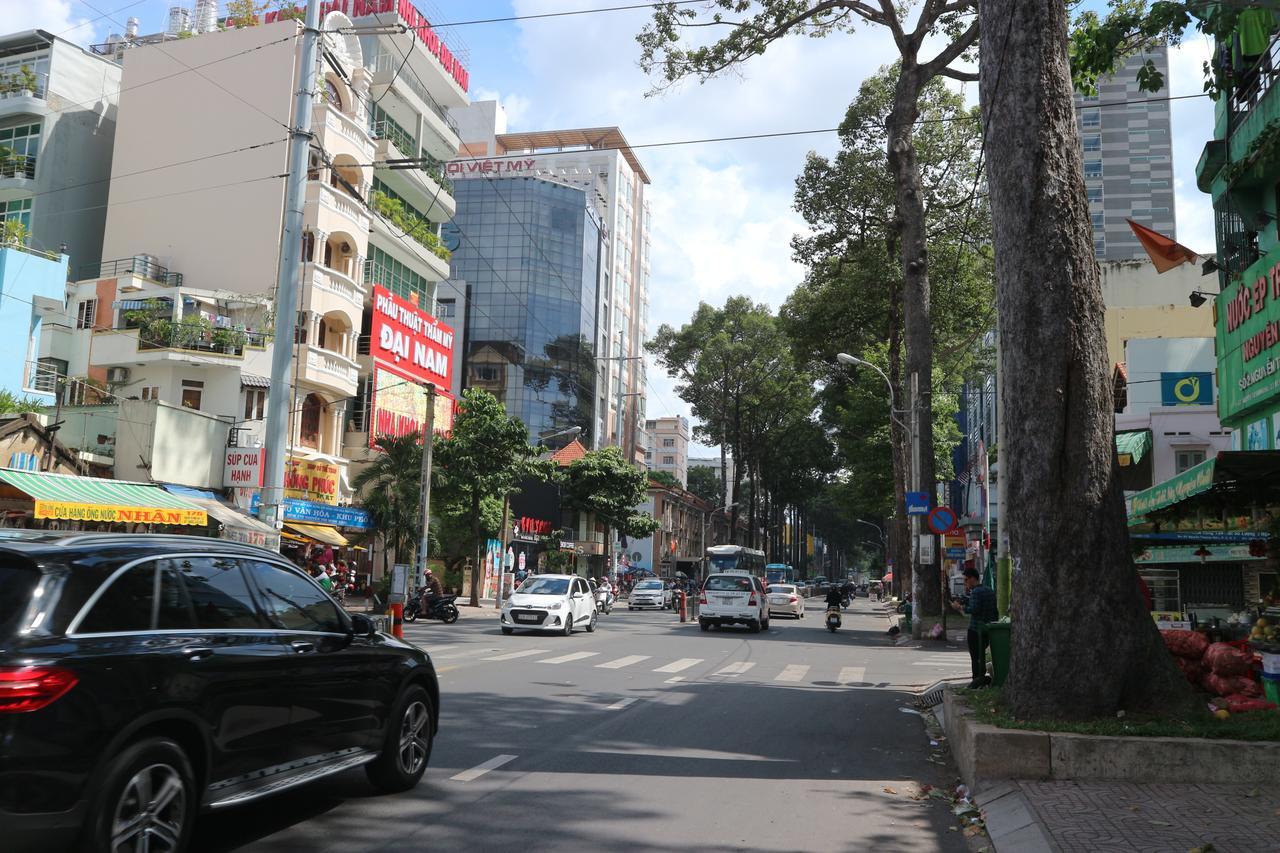 Long Hostel Ho Chi Minh City Exterior photo